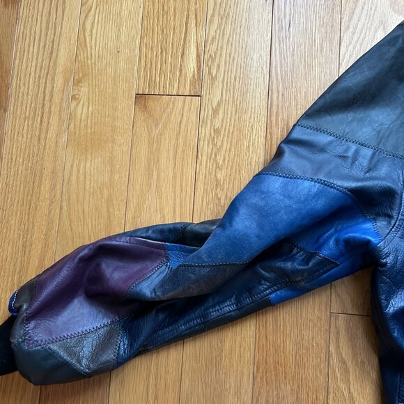 Vintage Leather Bomber Jacket - Picture 9 of 9